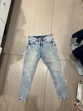 Express Skinny Jeans in Light Acid Wash Blue